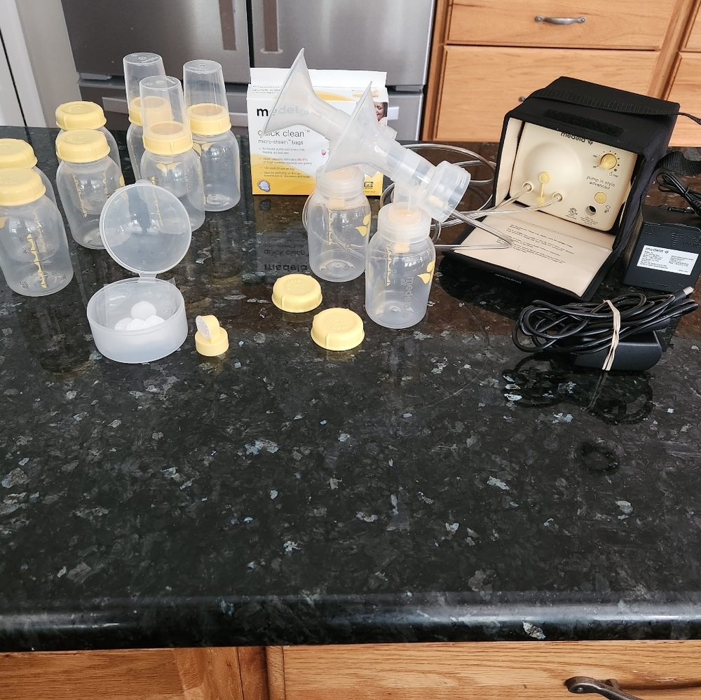 Medela Pump in Style Advanced Bundle